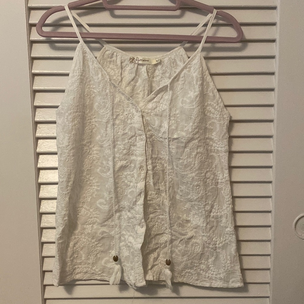 White lace embroidery detailed button front tank.
